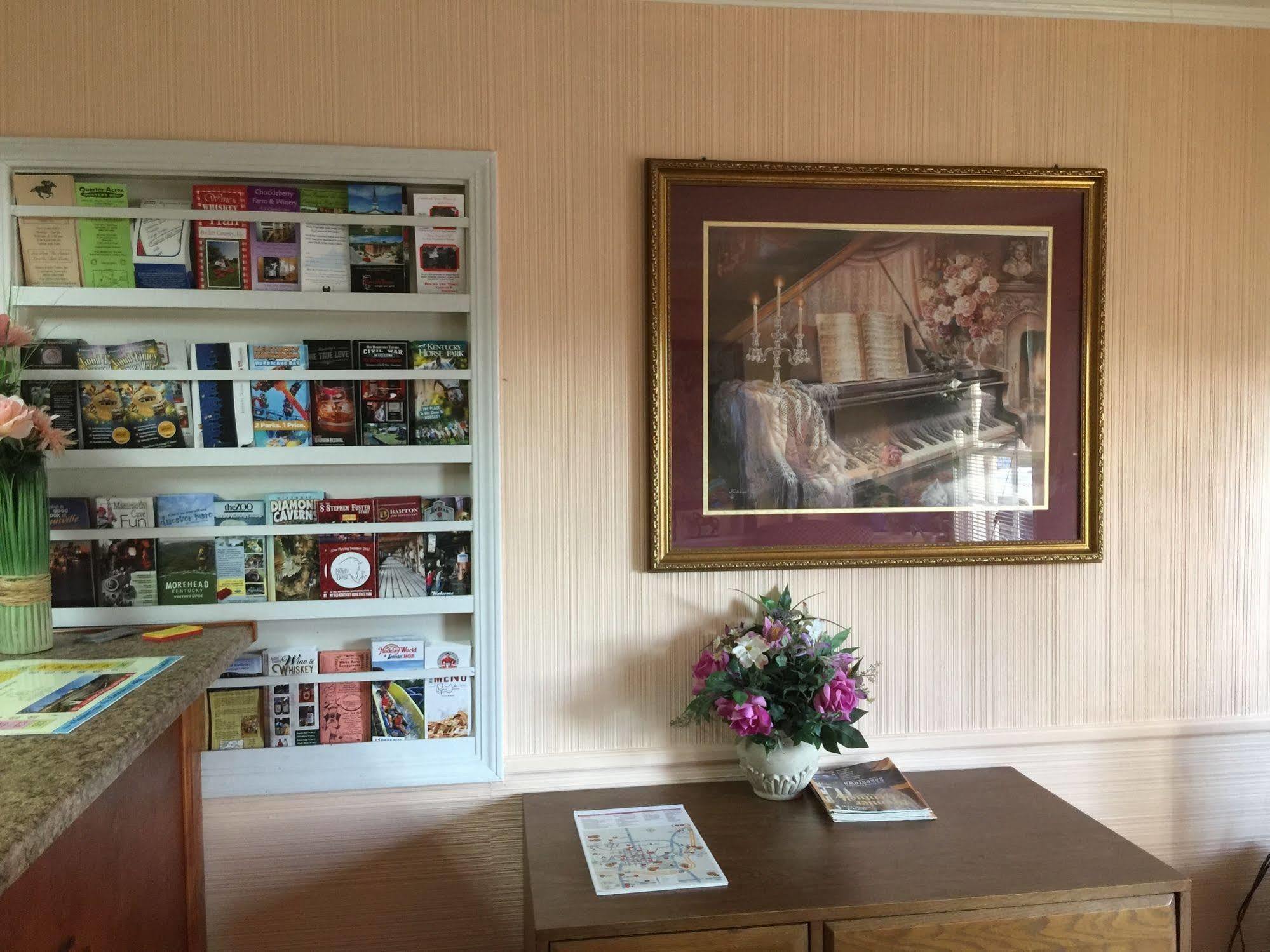 Old Kentucky Home Motel Бардстаун Екстериор снимка