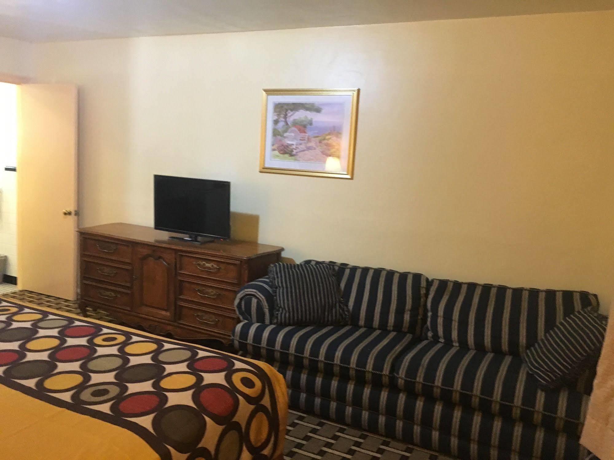 Old Kentucky Home Motel Бардстаун Екстериор снимка
