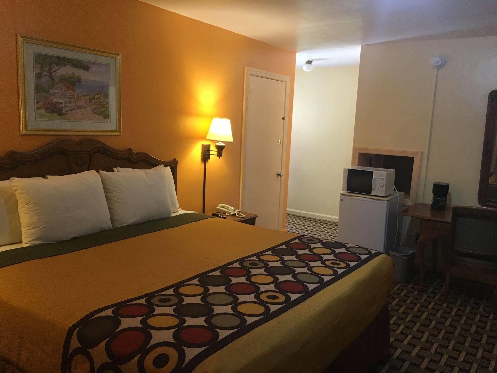 Old Kentucky Home Motel Бардстаун Екстериор снимка